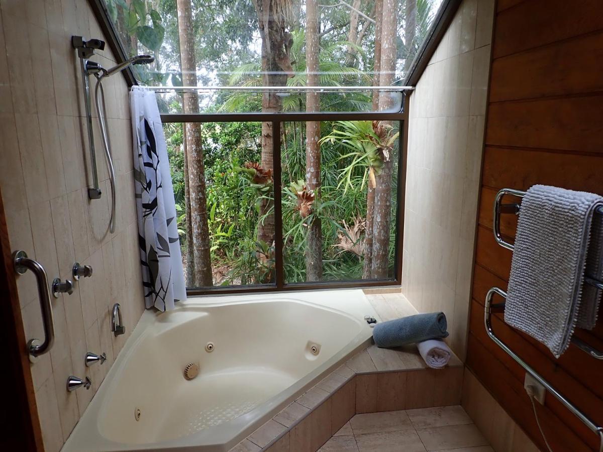 Lake Russell Retreat Emerald Beach Buitenkant foto