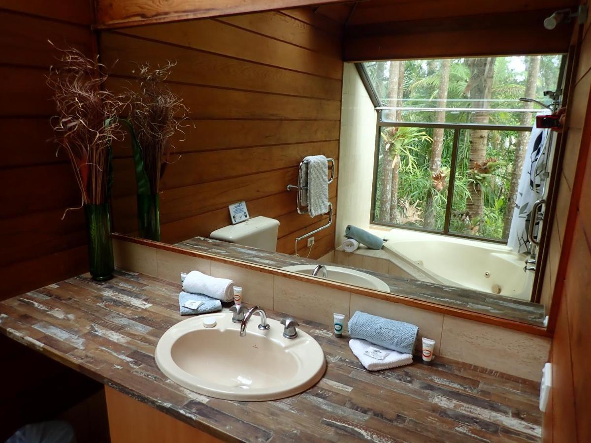 Lake Russell Retreat Emerald Beach Buitenkant foto