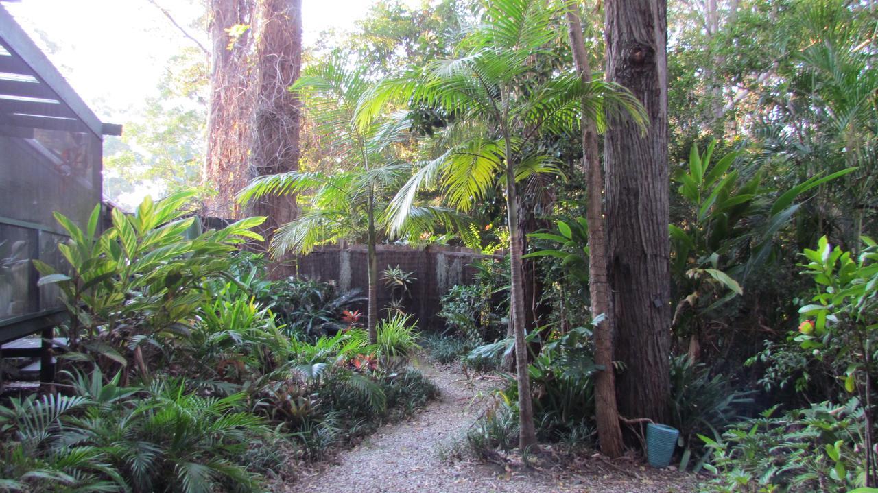 Lake Russell Retreat Emerald Beach Buitenkant foto